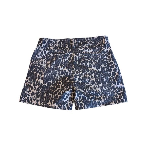 Isaac Mizrahi New York Women's Stretch Leopard Print Shorts Chino Size 4 - Picture 2 of 9